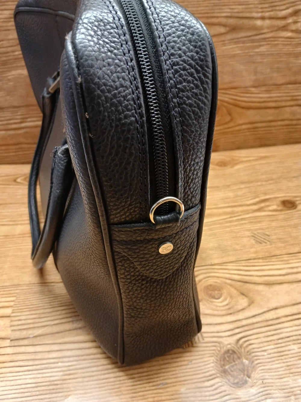 Classic Black Leather Unisex Briefcase with Gold Accent Hardware